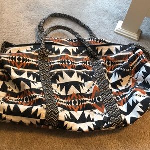 Mossimo duffle bag